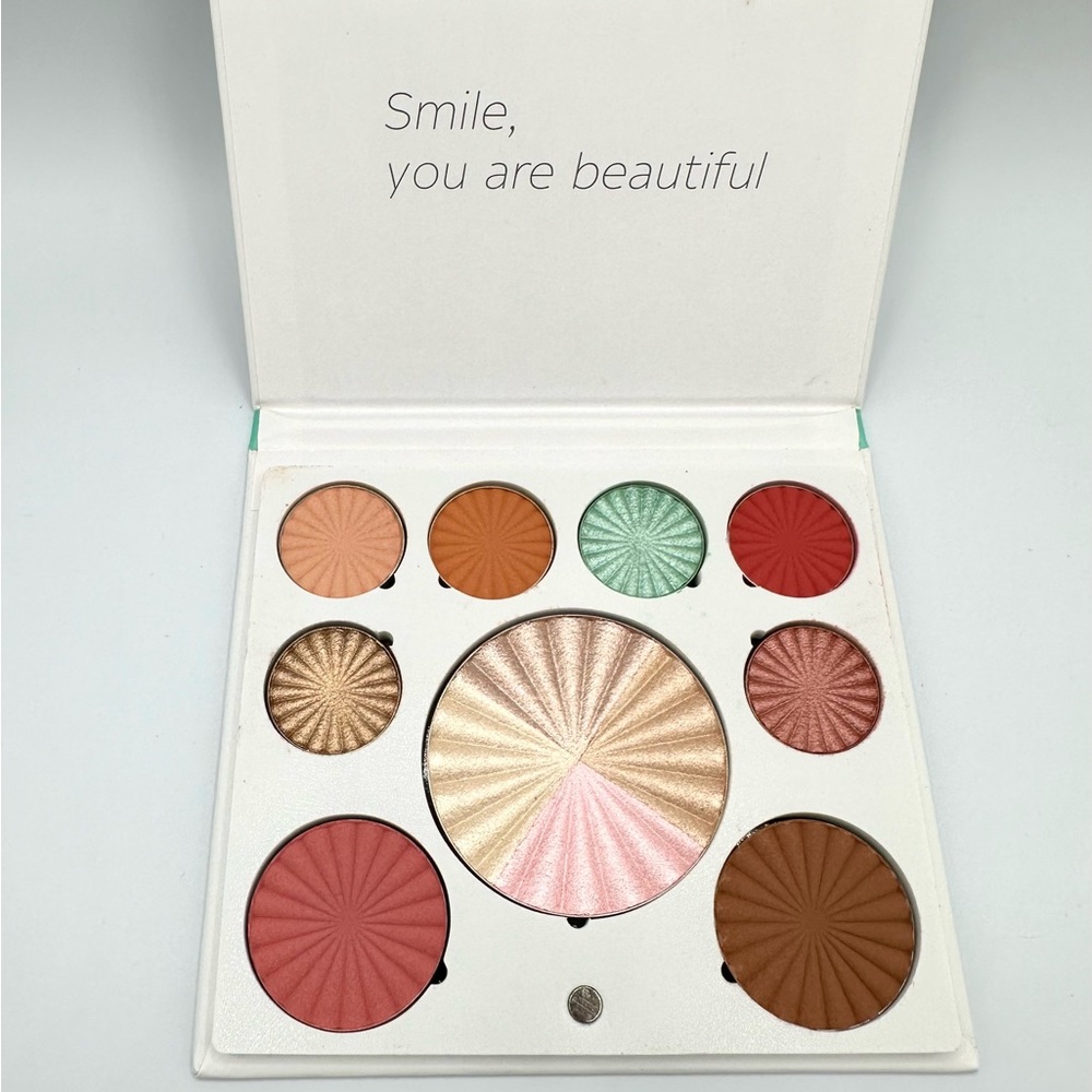 OFRA Good To Go Face Palette NWT